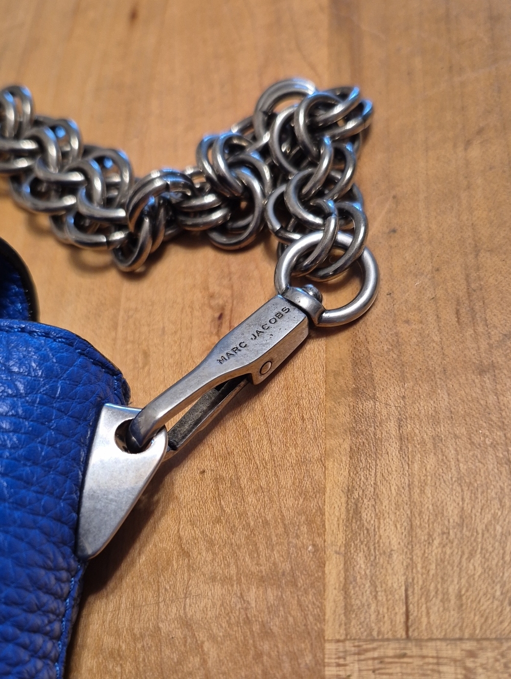 Marc Jacobs Gotham Blue Pebbled Leather Silver Chain Shoulder / Hand Purse Bag - Picture 5 of 15
